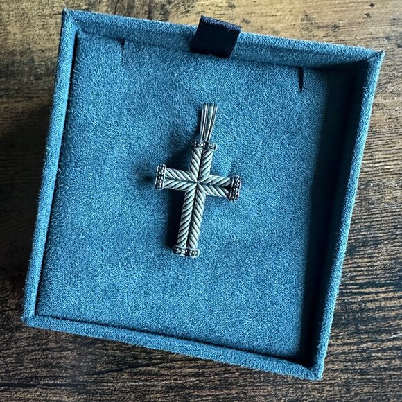 David Yurman Chevron Cross Pendant in Sterling Silver & Black Diamonds - Picture 3 of 12